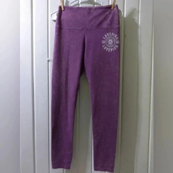 VS PINK leggings-medium **new** - Picture 1 of 5